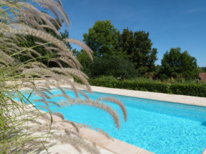 Gîte avec Piscine proche de St Cirq Lapopie